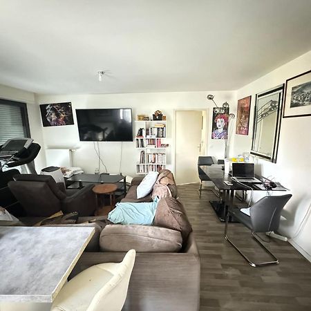 Grande Chambre 14 M2 Avec Salle De Bain Privative A Nanterre Prefecture Proche La Defense Arena Campus Sncf Et Paris Екстер'єр фото