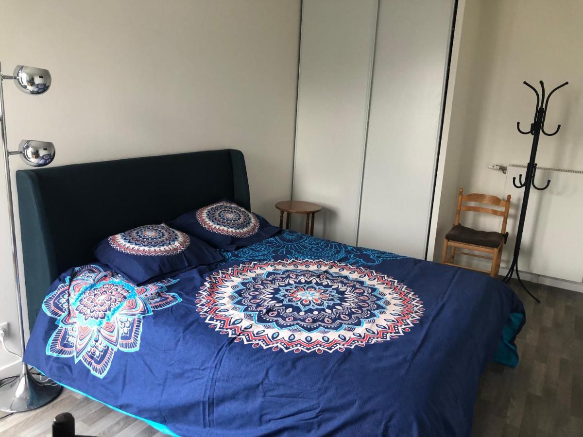 Grande Chambre 14 M2 Avec Salle De Bain Privative A Nanterre Prefecture Proche La Defense Arena Campus Sncf Et Paris Екстер'єр фото