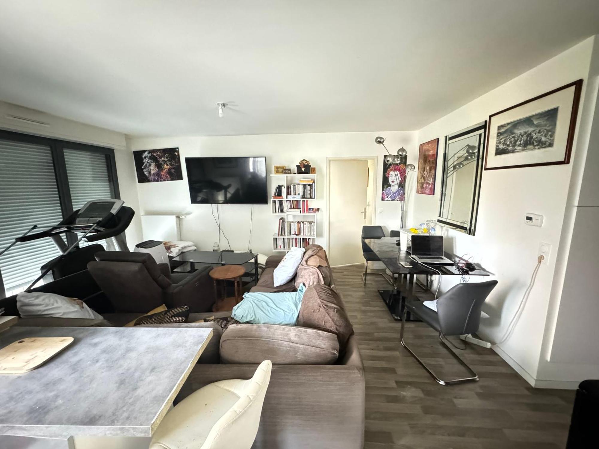 Grande Chambre 14 M2 Avec Salle De Bain Privative A Nanterre Prefecture Proche La Defense Arena Campus Sncf Et Paris Екстер'єр фото