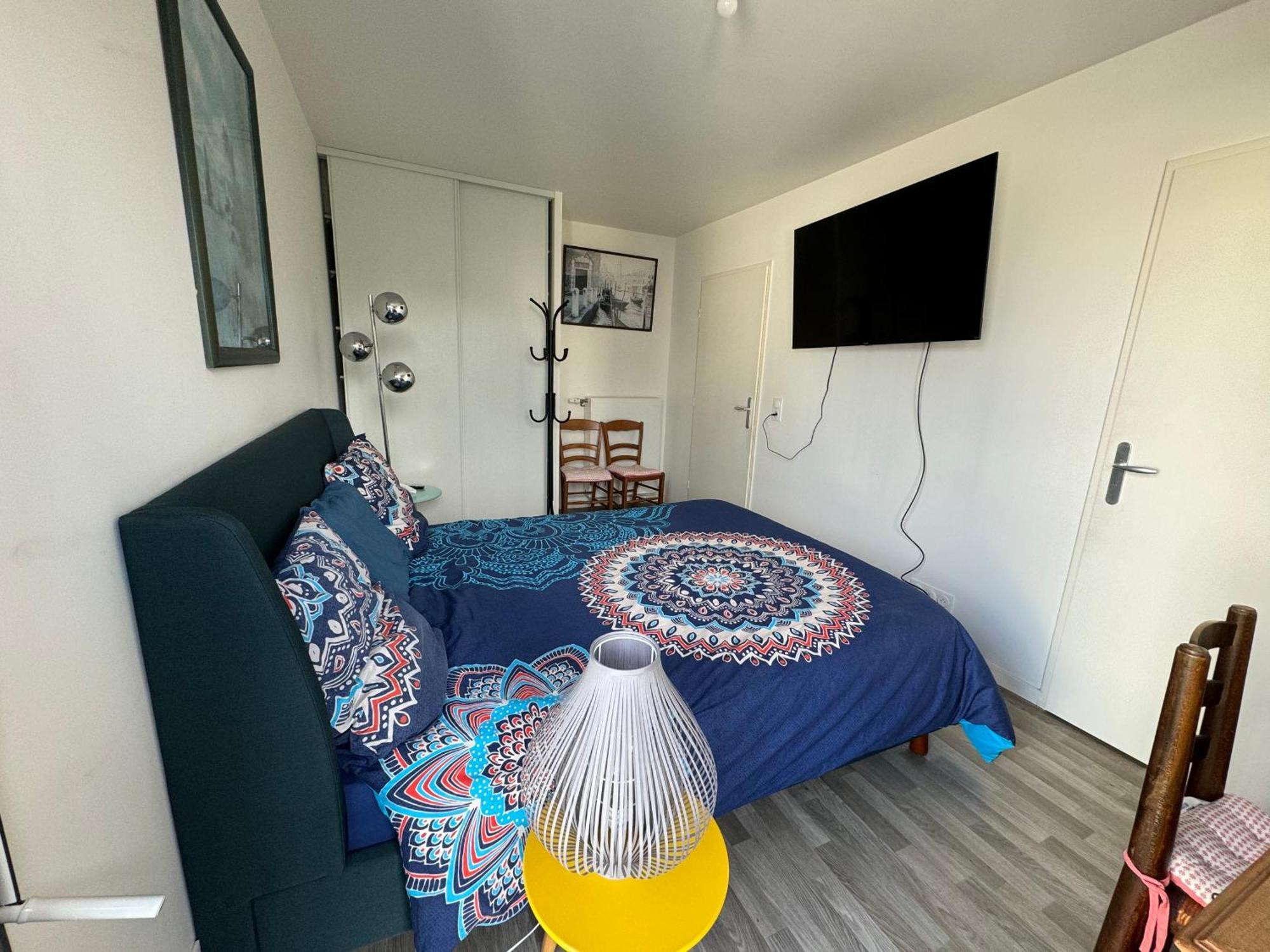 Grande Chambre 14 M2 Avec Salle De Bain Privative A Nanterre Prefecture Proche La Defense Arena Campus Sncf Et Paris Екстер'єр фото