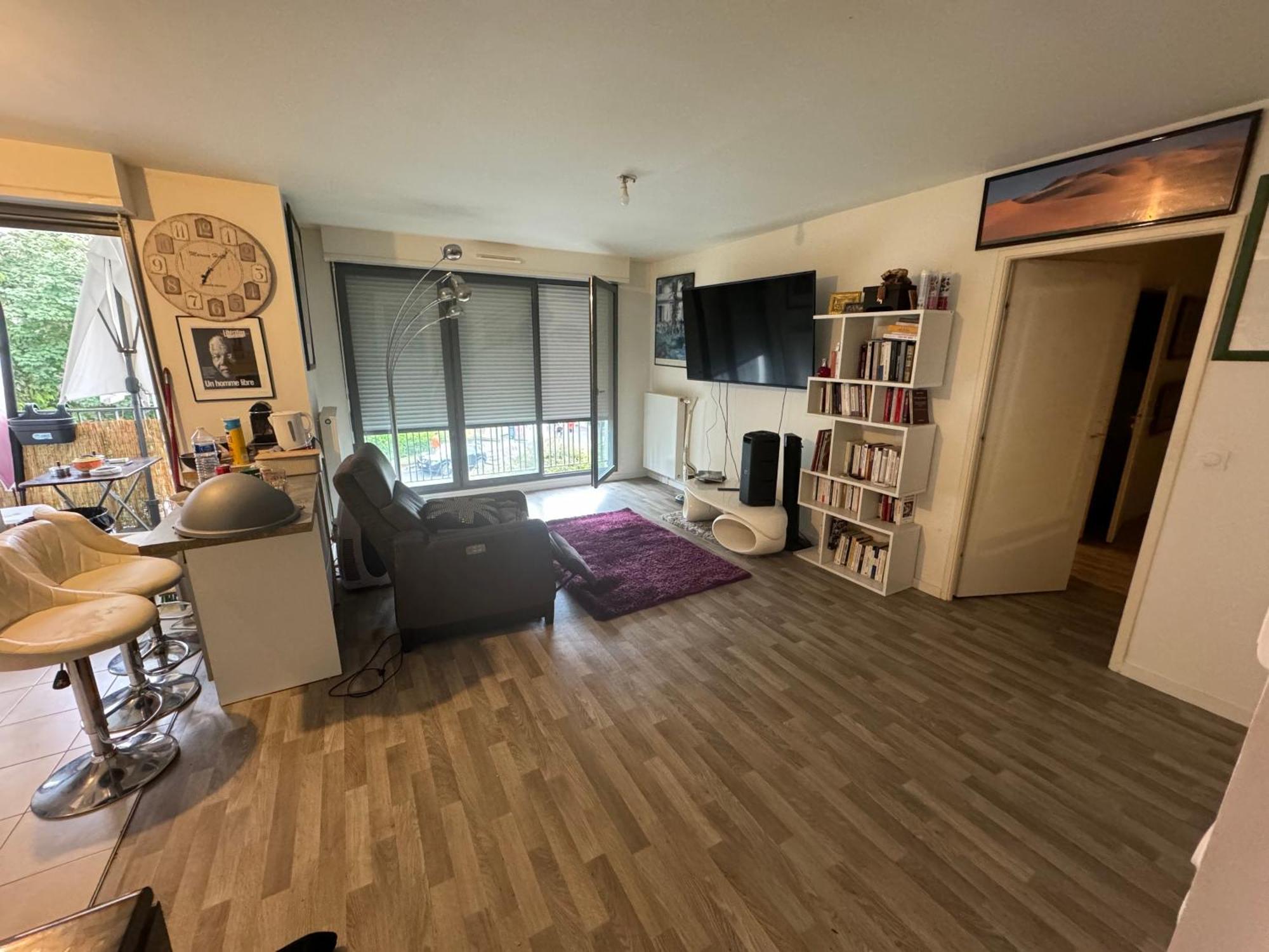 Grande Chambre 14 M2 Avec Salle De Bain Privative A Nanterre Prefecture Proche La Defense Arena Campus Sncf Et Paris Екстер'єр фото